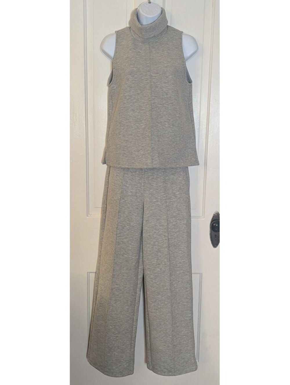 NWT OGL LOUNGE SET GRAY SLEEVLESS MOCK NECK TOP WIDE LEG PANTS | SIZE S